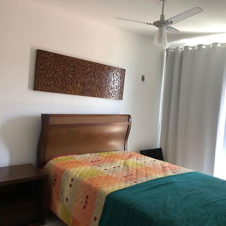 Apartamento Em Арраял-ду-Кабу Екстер'єр фото